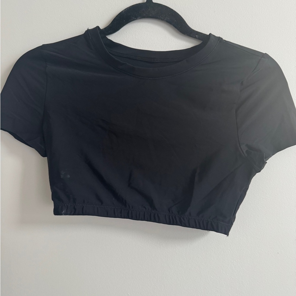 Aeri SmoothEz Sleek Black Women's Crop Top, Size M